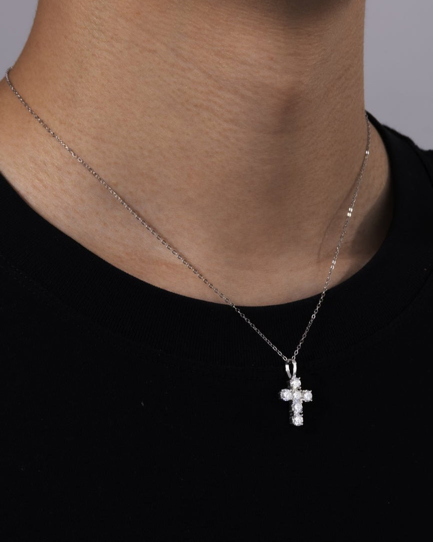 MOISSANITE MICRO CROSS PENDANT.